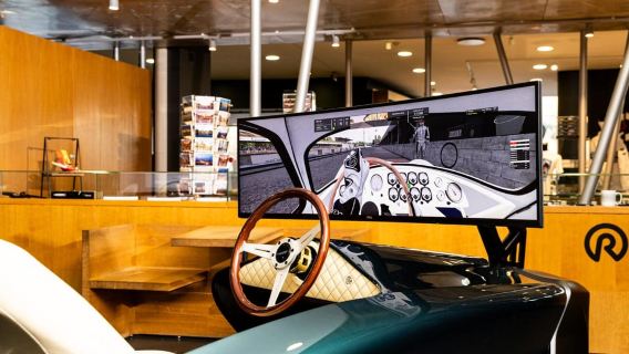 Turin: Vintage Car Simulators at MAUTO