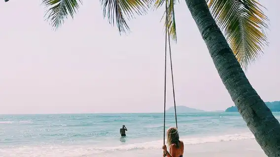 ทัวร์ 1 วันทางใต้ของเกาะฟูก๊วก + อาหารกลางวัน + บริการรับส่งโรงแรม [หาดซาว + วัดฮูกัว + เรือนจำฟูก๊วก]