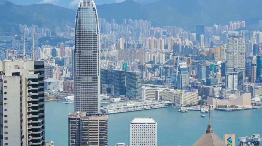 香港黃大仙祠+太平山頂+維多利亞港+天星小輪純玩一日遊