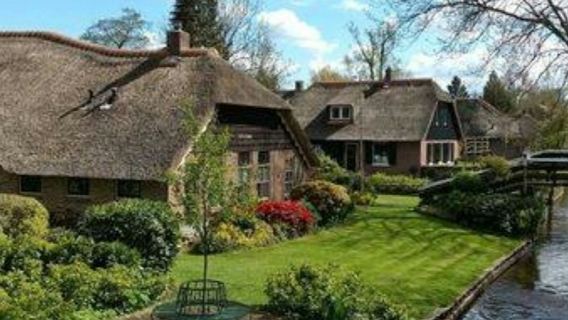 Giethoorn: ทัวร์พร้อมไกด์กลุ่มเล็ก + ทริปล่องเรือไฟฟ้า