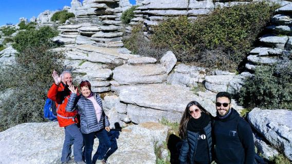 เดินป่า El Torcal de Antequera พร้อมบริการรับส่ง