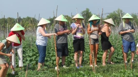 Lớp học nấu ăn và làm nông cả ngày tại Làng Nông nghiệp