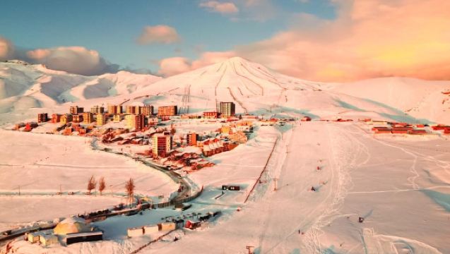 Lawatan Taman Farellones: Pengembaraan Salji