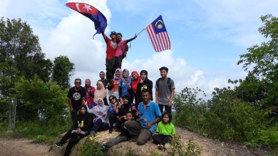 Johor : randonnée sur la colline de Belungkor