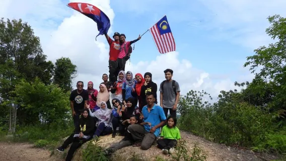 조호르: 벨룽코르 힐 하이킹 투어