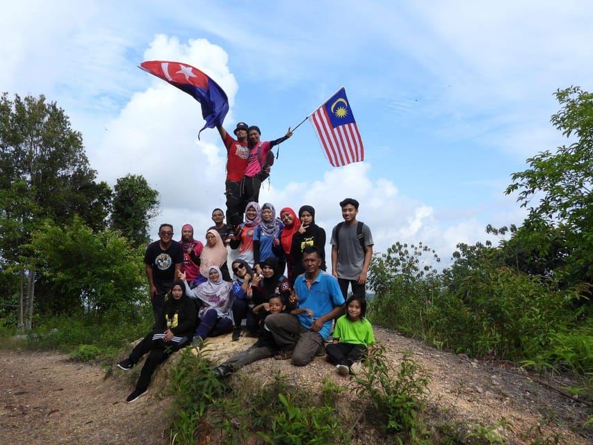 Johor: Belungkor Hill Hiking Tour