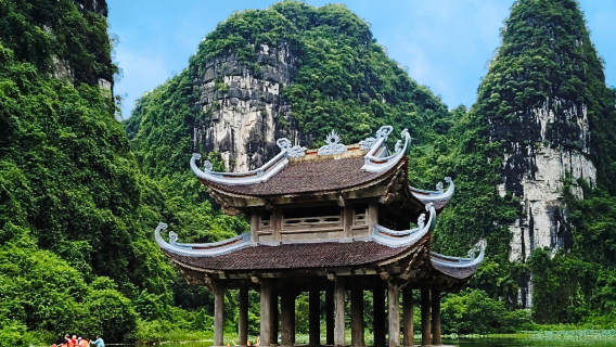 Ninh Binh Day Tour | Vietnam Private Car Charter with Guide | Recommended Bai Dinh-Trang An-Hang Mu Itinerary