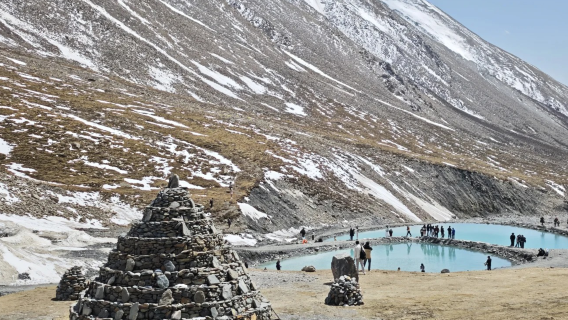 Late departure for sleepyheads · Gangshika trekking base camp + Lianxin Lake 1-day tour