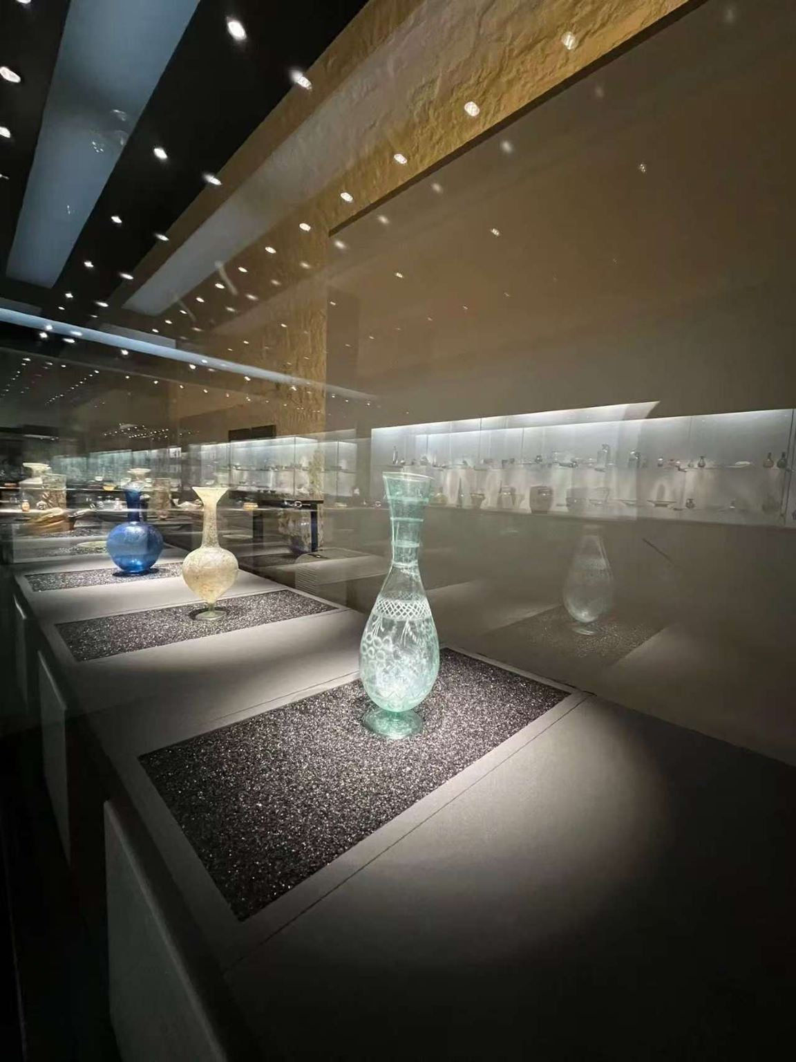 Wilhelma - Zoological-botanical garden + Old Palace & Württemberg State Museum + Bear Lake + Royal Opera House