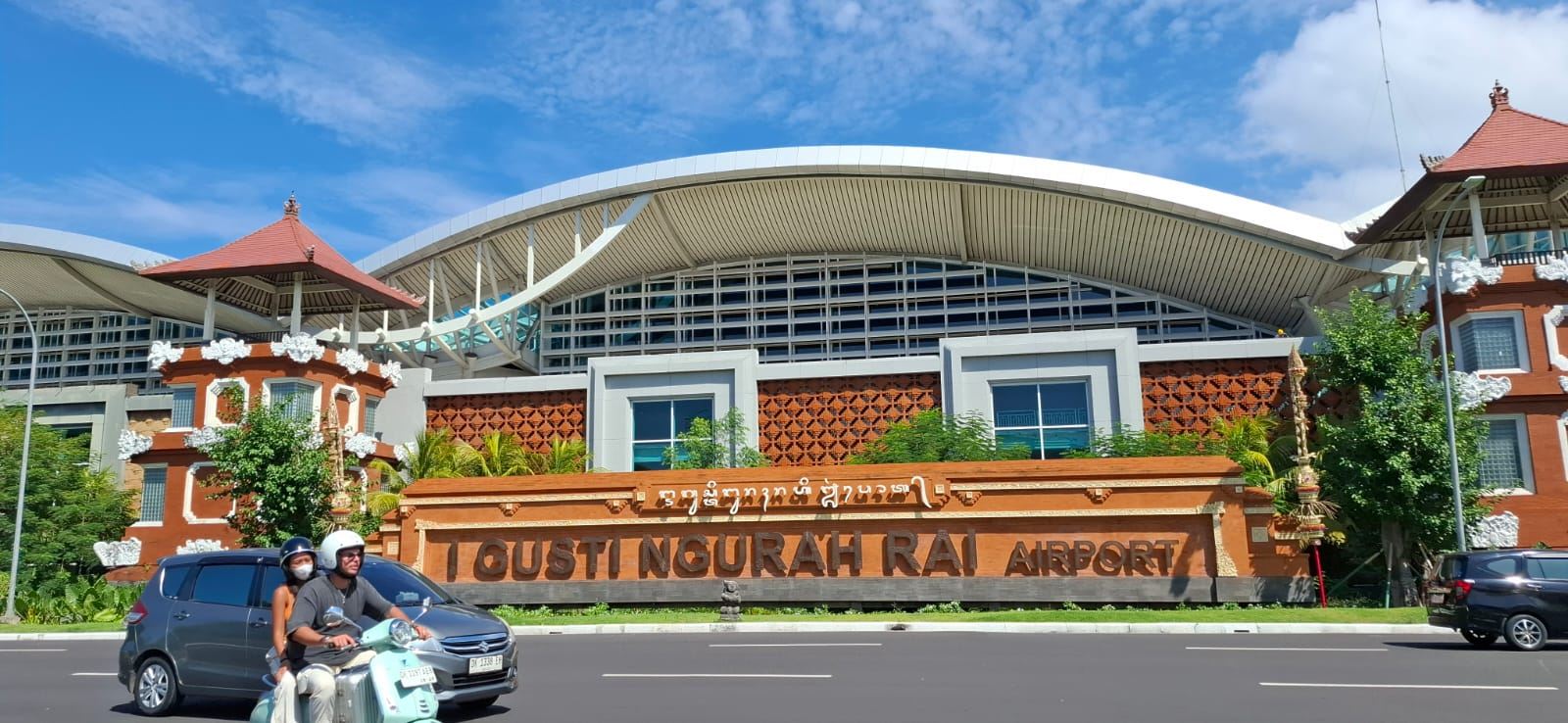 Ubud: Private Departure Transfer from Hotel to International Bali Airport (DPS)