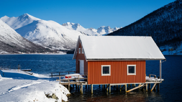 Berlepas dari Tromso, Norway|Lawatan sehari sewaan peribadi di Senja · meneroka fjord dan kawasan kutub dengan fleksibiliti