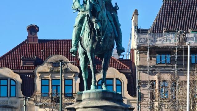 Copenhagen to Lund Old Town and Malmo Old City round-trip cross-border private charter top pick