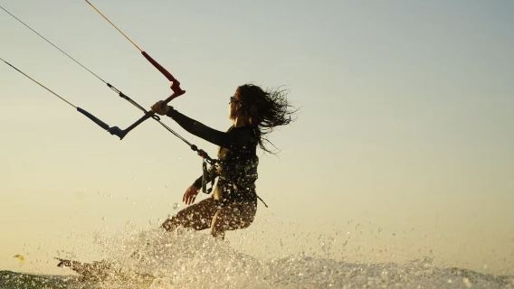 Kite surfing experience in Essaouira, Morocco (led by professional instructors + beginner-friendly)