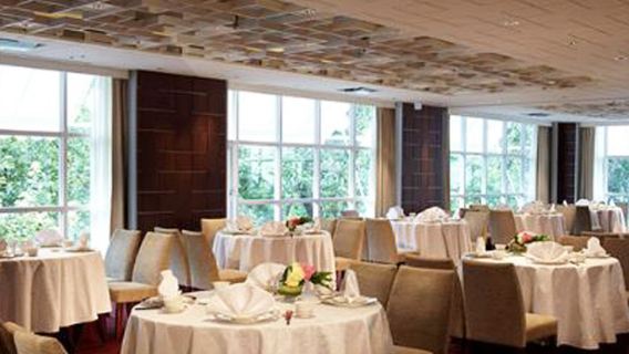 Kupon set makan tengah hari untuk 2 orang di Restoran Kantonis Ming Gong, tingkat 3 Le Meridien Taipei (tambahan NT$200 untuk 2 orang pada hujung minggu)