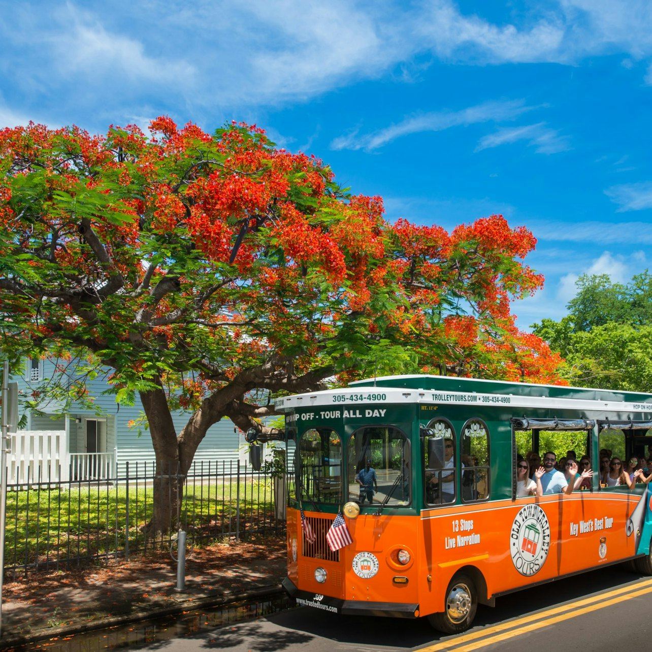 คีย์เวสต์: รถรางขึ้นลงได้ตลอดเส้นทางในเมืองเก่า