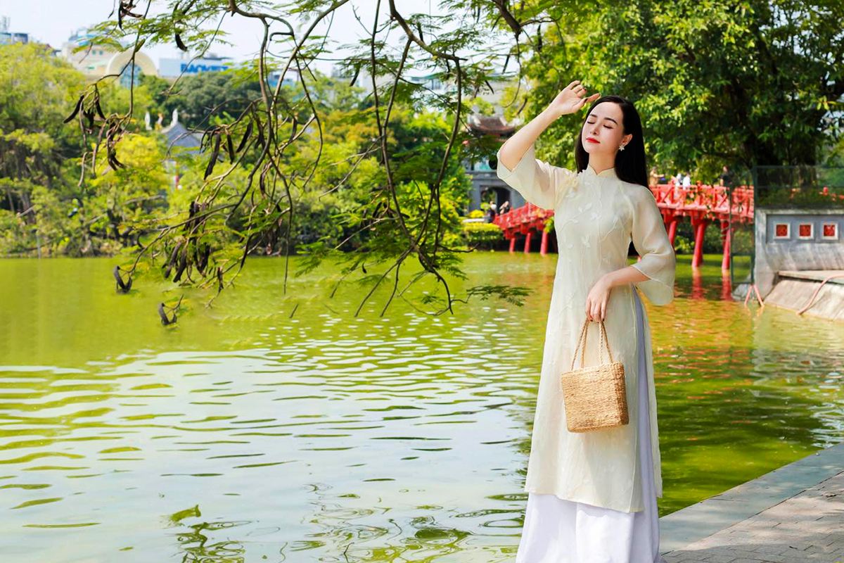 ทัวร์ 1 วันในเมืองฮานอย [สถานที่ท่องเที่ยวคัดสรร + บริการรับส่งที่พัก + อาหารกลางวัน + ทัวร์กลุ่มเล็กคุณภาพ + ไกด์พูดจีน-อังกฤษ]