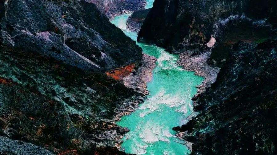 麗江至香格里拉湖鄉路私人風景遊
