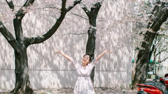 Photographie de voyage à Krumlov en République tchèque[Séance photo de mariage, photographie commerciale, court métrage, vidéo promotionnelle, documentaire/ Voiture avec chauffeur, guide touristique et traduction]