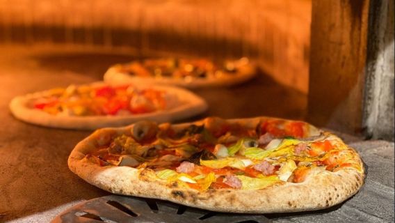 Pizza and Gelato Cooking Class at a Tuscany Farmhouse from Florence