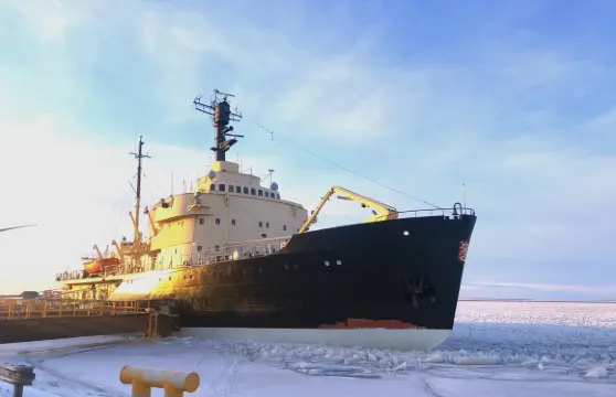 芬蘭+羅瓦涅米+破冰船一日遊/行程可調-中文專車