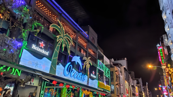 胡志明市+統一宮+西貢中央郵政局+範五老街一日遊【中文包車】