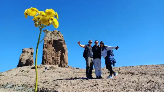 Maspalomas: Roque Nublo - hiking on volcanoes by Sky Rebels