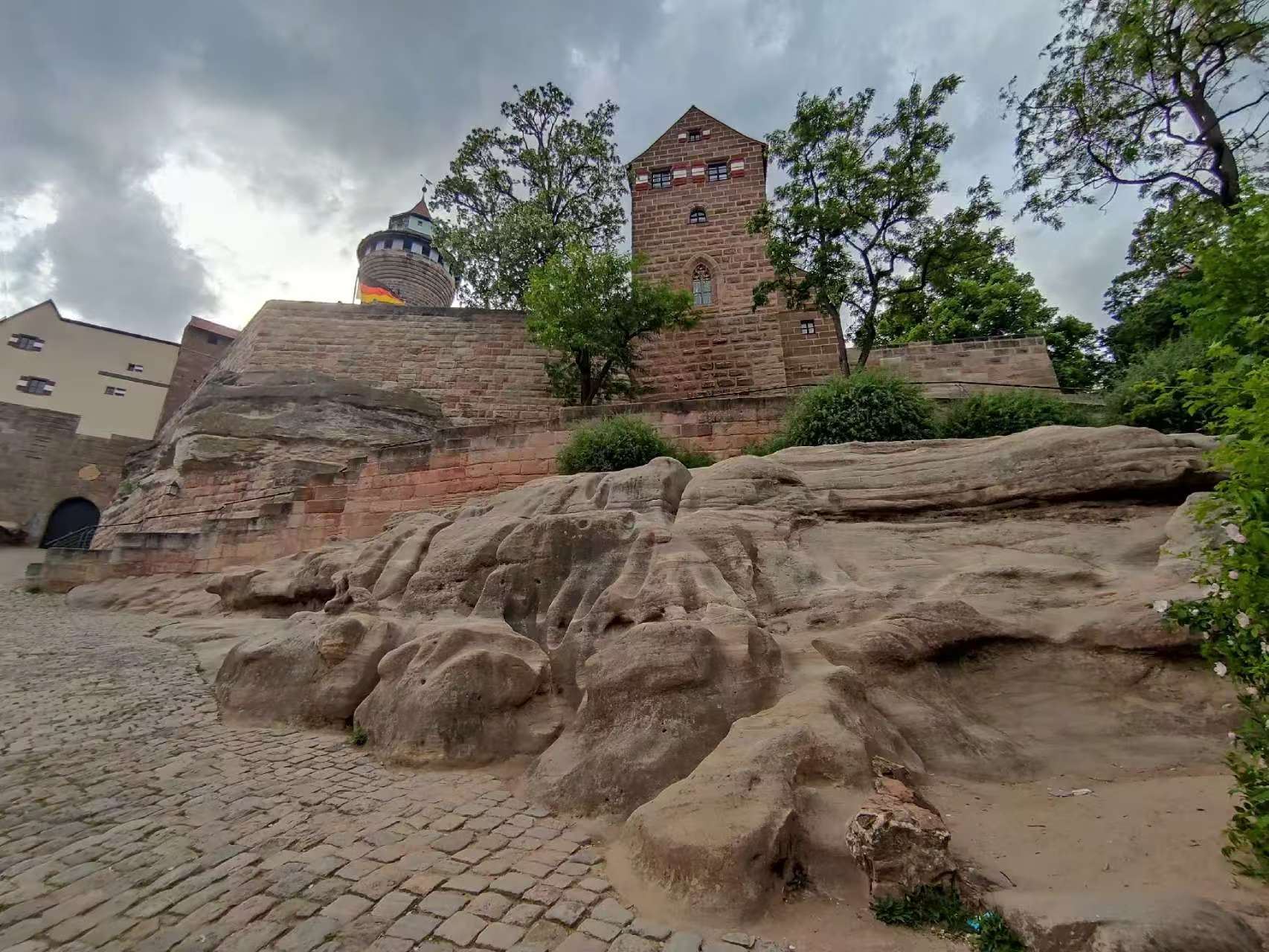 ニュルンベルク城+フラウエン教会+ニュルンベルク裁判記念館ワンデーツアー