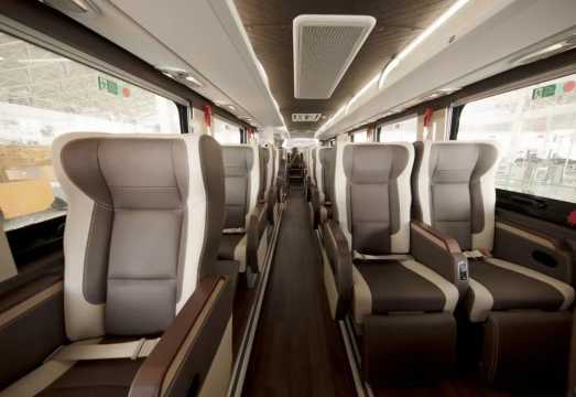 Huanglong Jiuzhai Station to Jiuzhaigou Shuttle Bus [VIP 2+1 Luxury Van] Optional Pick-up/Drop-off · Licensed Vehicles · Choice of Luxury Coach or...
