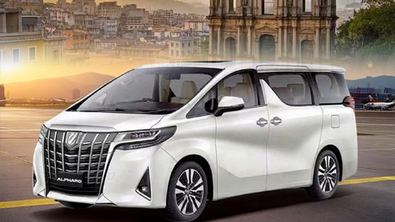 Guangdong-Hong Kong-Macau transfer service, private charter from Hong Kong and Macau to Shenzhen, Dongguan, Guangzhou, Foshan, Zhongshan, and throughout Guangdong Province, 7-seater van door-to-door transfer, cross-border private chartered tour to explore the Greater Bay Area