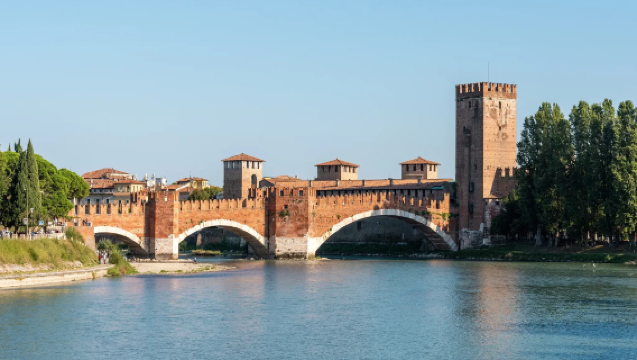 1-day tour to Verona and Lake Garda from Milan/Venice