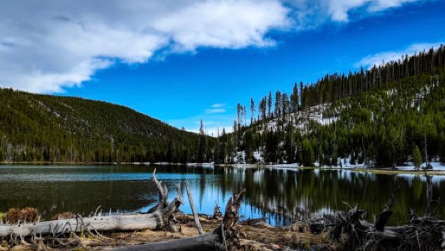 美國西黃石+黃石國家公園+劉易斯瀑布一日遊/行程可調-可定制