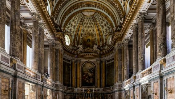 Palácio Real de Caserta: Ingresso com entrada prioritária + Ida e volta de Nápoles
