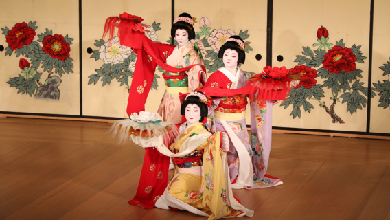 Excursión de un día desde Tokio a Atami | Observación de geishas, Playa Sunshine de Atami, Kikun-tei