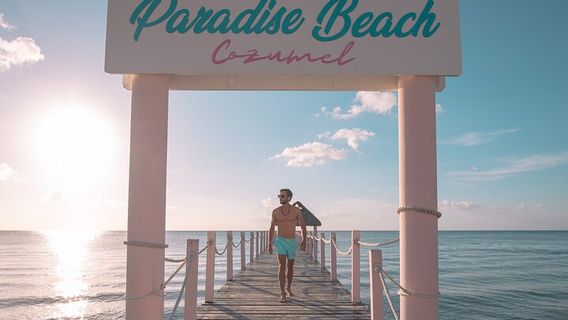 Paradise Beach Exclusive All-Inclusive Day Pass