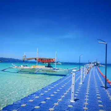 ボラカイ アイランドホッピング：クリスタルコーブアイランド