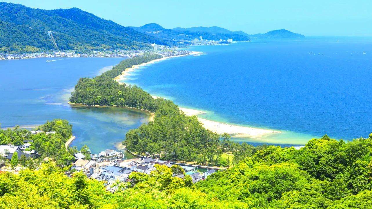 Tagesausflug zur Amanohashidate und den Bootshäusern von Ine in Kyoto – Entdecken Sie das idyllische Paradies im Norden / Privattransfer-Upgrade möglich