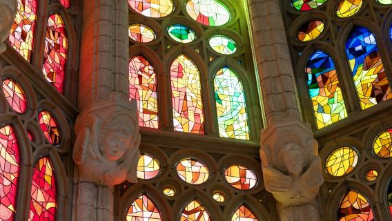 Sagrada Familia: Skip The Line Ticket + Guided Tour