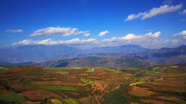Private Dongchuan Red Land Adventure from Kunming – Witness Nature's Masterpiece