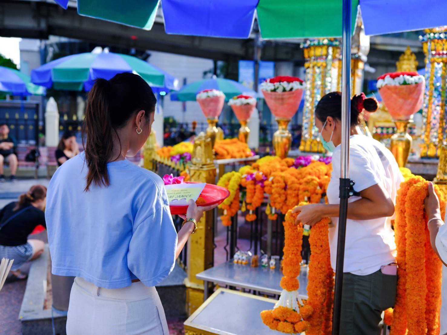 Servizio di preghiera in Thailandia - Preghiera al Buddha a quattro facce di Bangkok, Santuario Erawan/Thao Mahaprom - Servizio di esaudimento desideri al Buddha a quattro facce di Bangkok, include foto, pacchetto multiopzione disponibile