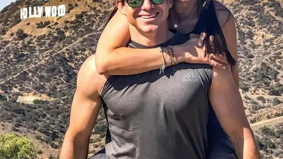 Griffith Park experience: Hollywood Hills hike