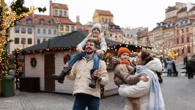 Salzburg Christmas Market and City Highlights Evening Tour
