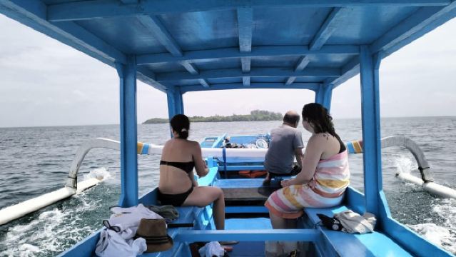 จากลอมบอก: ทัวร์เกาะ Gili Gede, Rengit และ Layar เต็มวัน