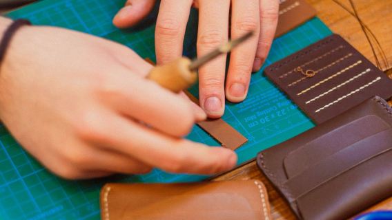 Istanbul: Lederhandwerks-Workshop + unbegrenzt türkischer Tee und Kaffee