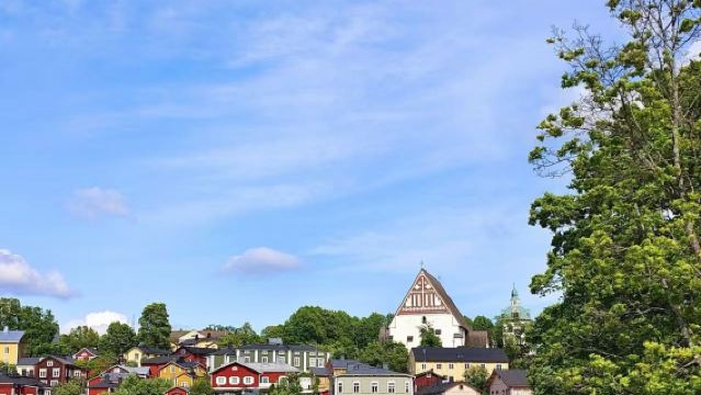 芬蘭赫爾辛基市區三大教堂+芬蘭堡+波爾沃古鎮【中文定制包車】