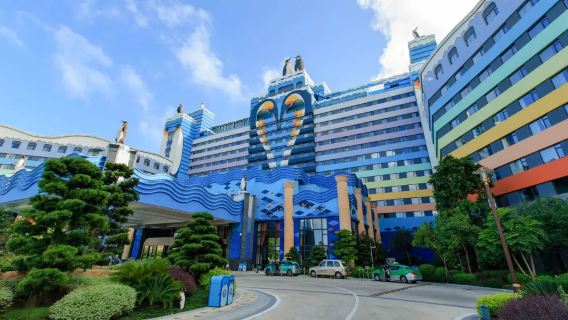 Pakej tiket masuk Zhuhai Chimelong 2 hari 1 malam/3 hari 2 malam untuk Kerajaan Lautan dengan pilihan penginapan di Hotel Penguin/Hengqin Bay/Spaceship/Circus/Ying Hai termasuk Taman Kapal Angkasa/Persembahan Chimelong/Tiket Karakter Kaka