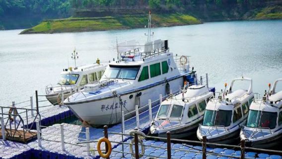[Pakej pelancongan berkualiti 12 orang] Empangan Danjiangkou Shiyan + pelayaran Canglanghai + Istana Jing Le lawatan sehari