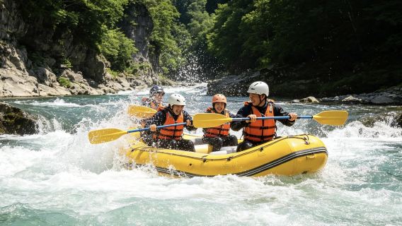 Private customized exclusive rafting in Furano, Hokkaido | Free pickup + photo storage