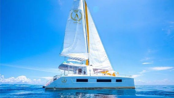 Phuket Elizabeth boat tour (double-deck catamaran + rose pool + snorkeling at two islands and sunset fishing)