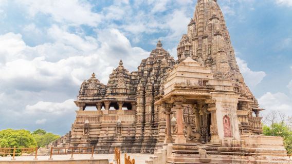 Khajuraho Complete Heritage Experience: Western, Eastern and Southern Temples Private Tour