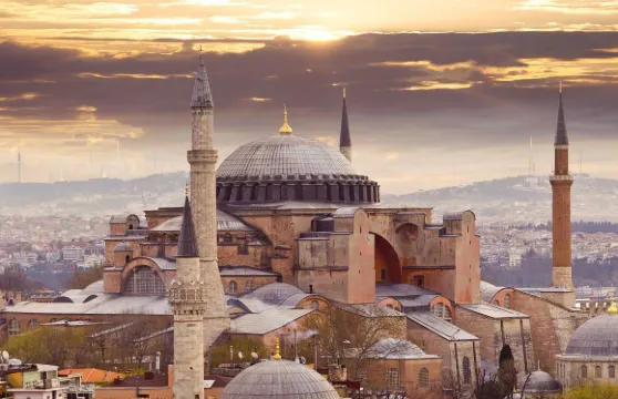 土耳其伊斯坦堡景點通票【聖索菲亞大教堂+地下水宮】